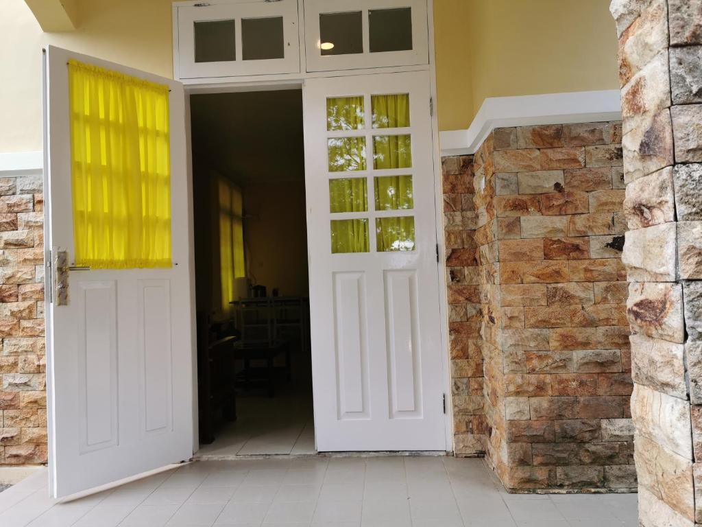 Villa kota bunga cipanas 3 kamar baru photo 2
