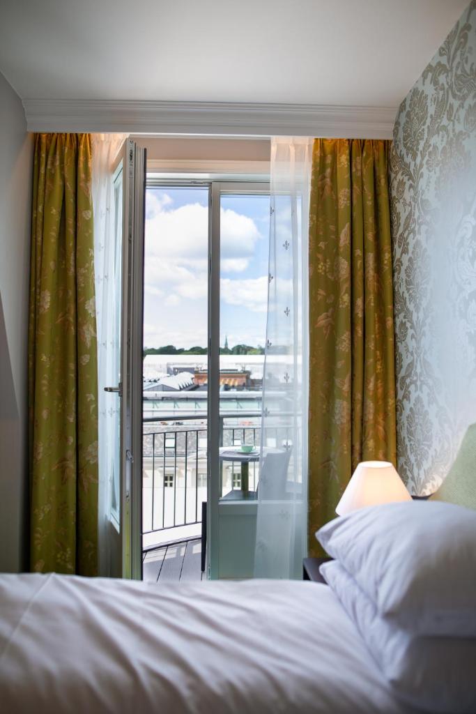Hotel Bristol photo 2