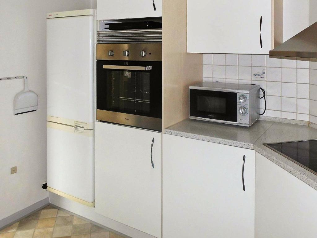 4 person holiday home in Aabenraa photo 4