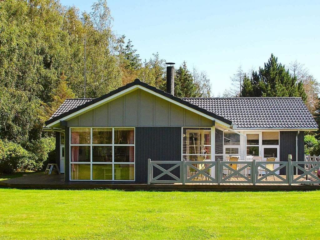 Four-Bedroom Holiday home in Væggerløse 22 photo 1