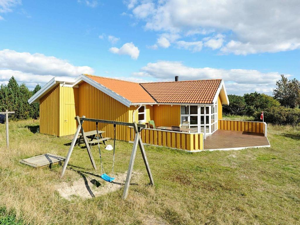8 person holiday home in Fan photo 1