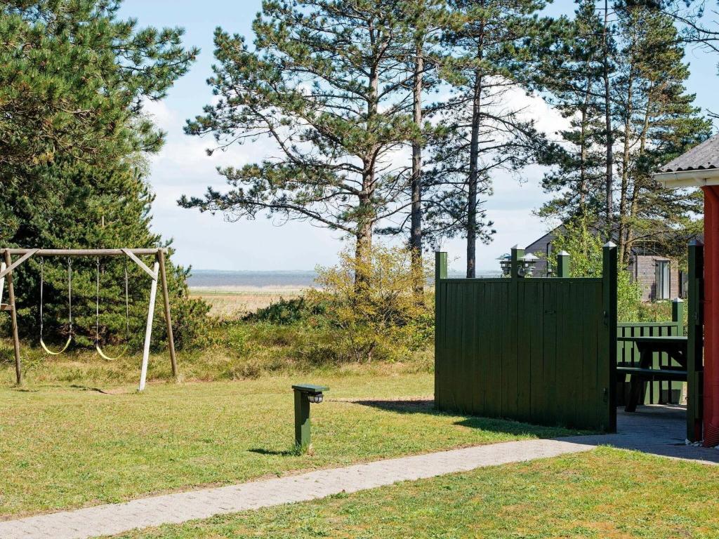 5 person holiday home in R m photo 2