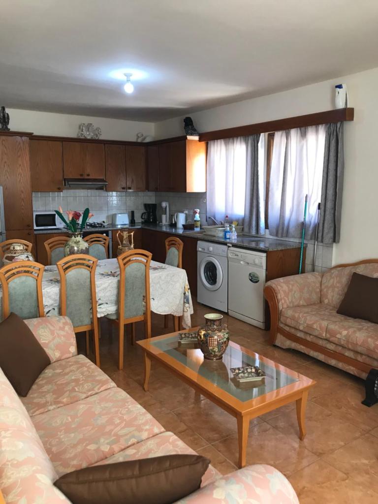 Pomos Small Sunny House photo 4