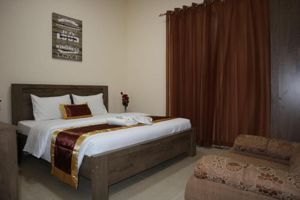 Семейный (Семейный двухместный номер с 1 кроватью), Апарт-отель Luluat Al Khaleej Furnished Apartments
