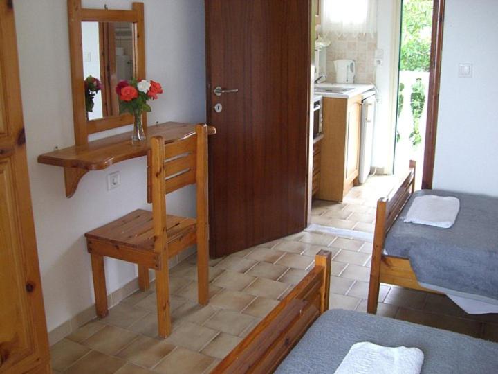 Anatoli Apartments photo 4