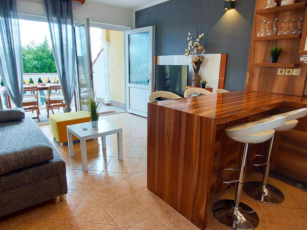 Luxurious Apartment in Kvarner by Sea