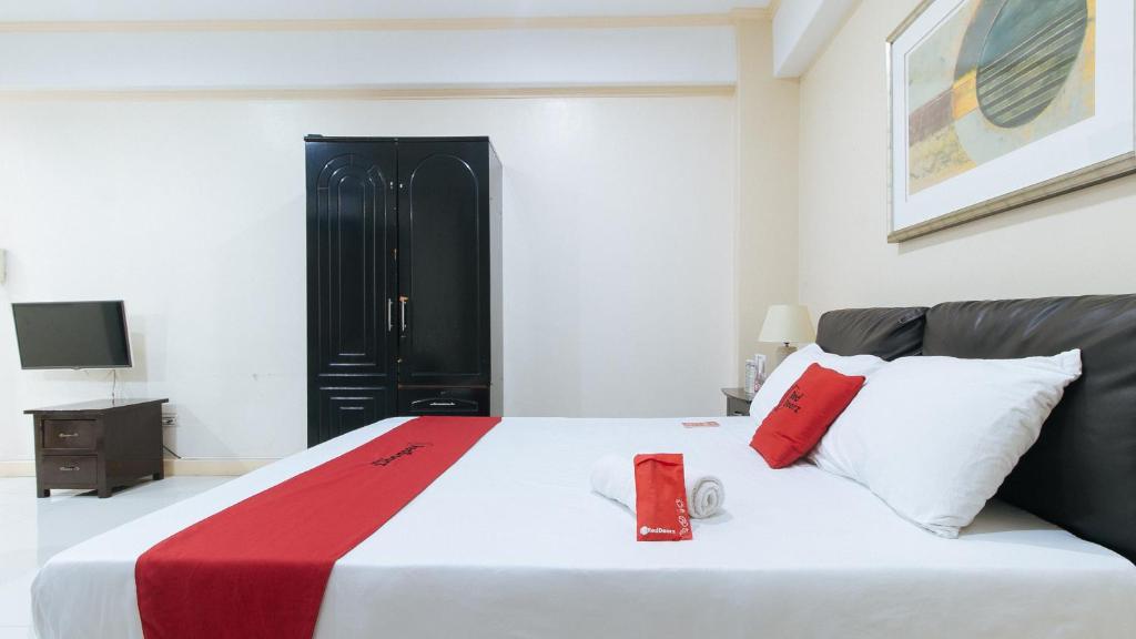 Двухместный (Двухместный номер с 1 кроватью), RedDoorz Plus @ Better Living Paranaque