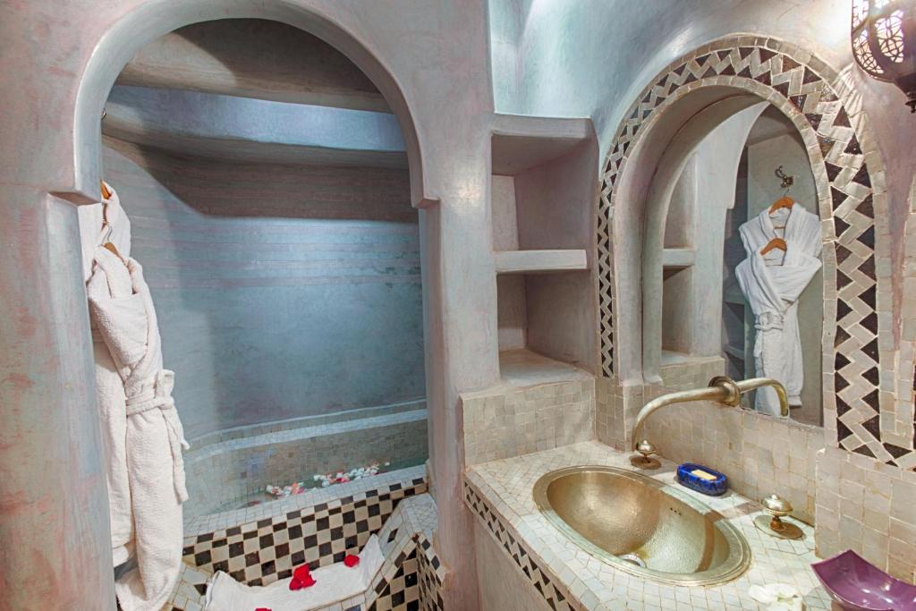 Двухместный (Улучшенный двухместный номер с 1 кроватью), Riad Kenzo