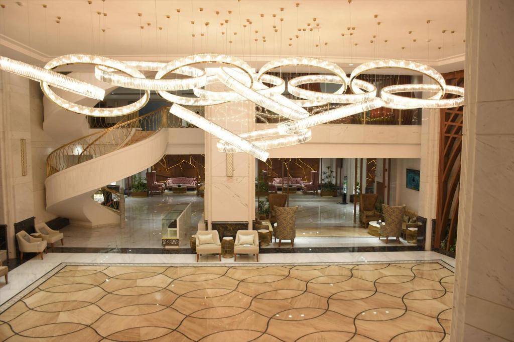 Midan Hotel & Suites Al Aziziya photo 4