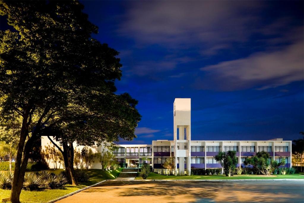 Sia Park Executive Hotel - Tap to explore photos
