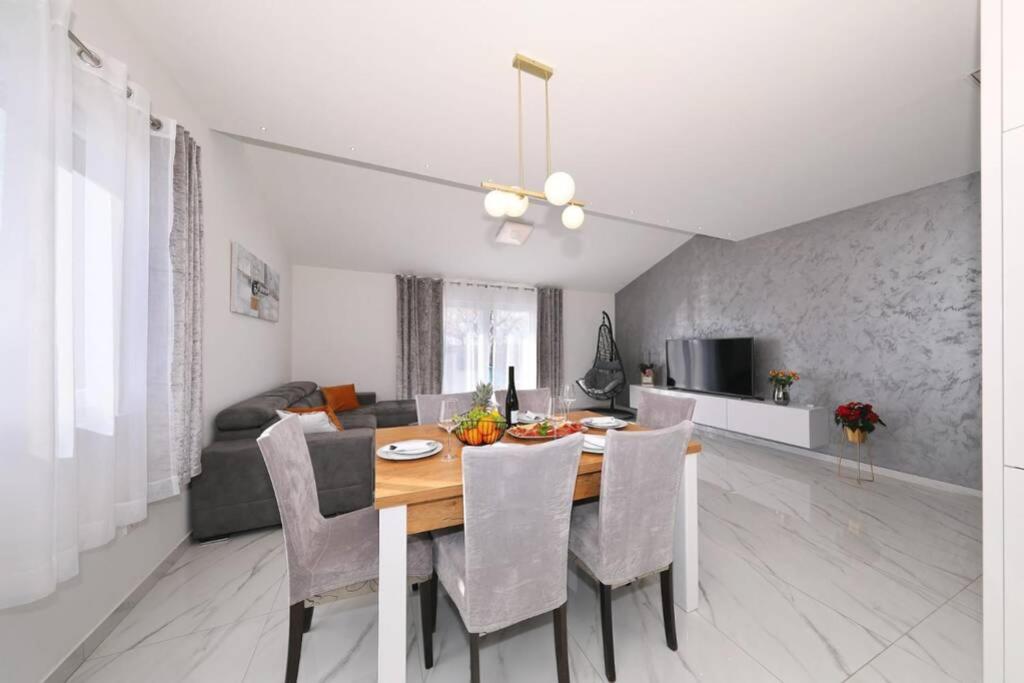 Apartman Chiara photo 3