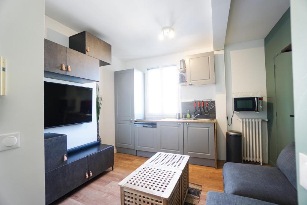 Beautiful Apartment In La Defense