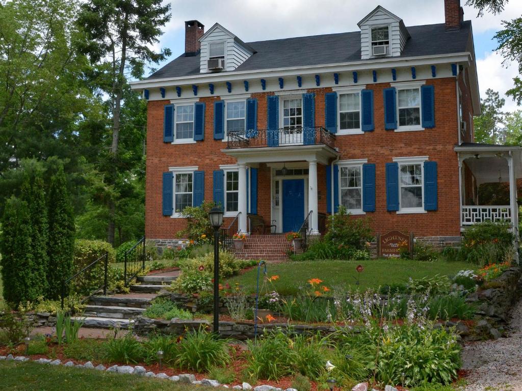 Lightner Farmhouse B&B image