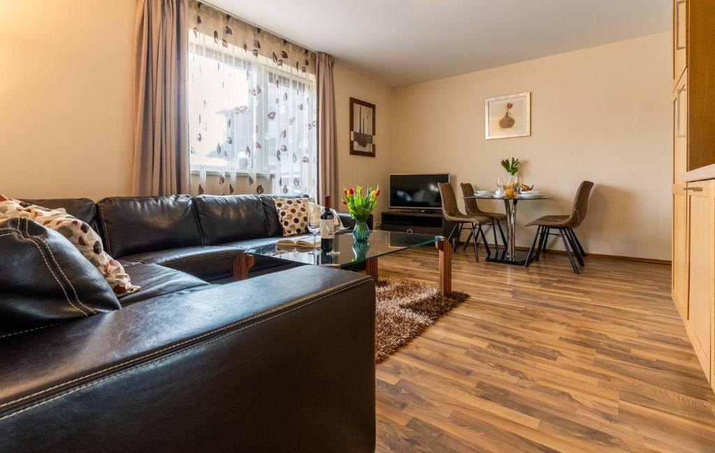 Central Apartment photo 1