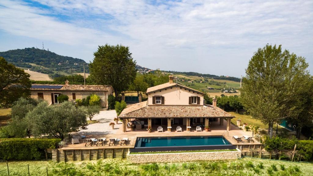Villino Bruna 6, Emma Villas