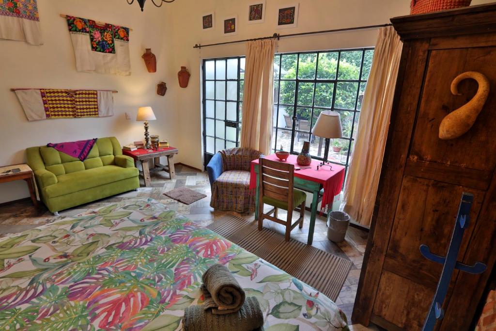 Majikal B&B - Guatemaya photo 3