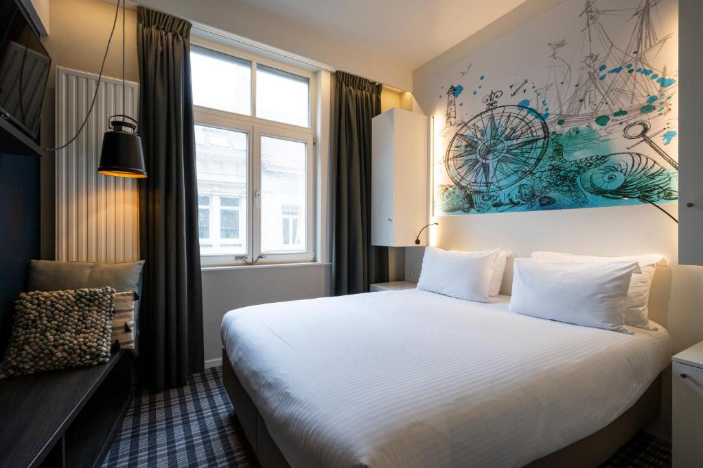 Leopold Hotel Ostend - Tap to explore photos