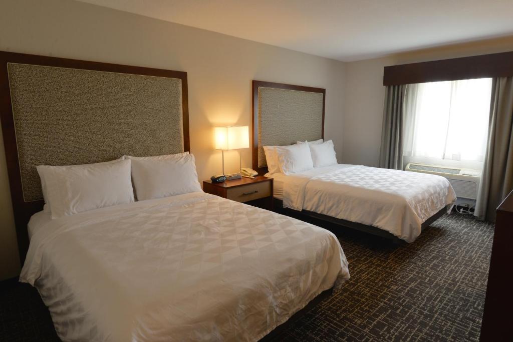 Holiday Inn Hotel & Suites Minneapolis-Lakeville, an IHG Hotel photo 1