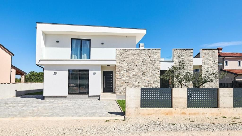 Elegant Villa Dolcea with a swimming pool photo 3
