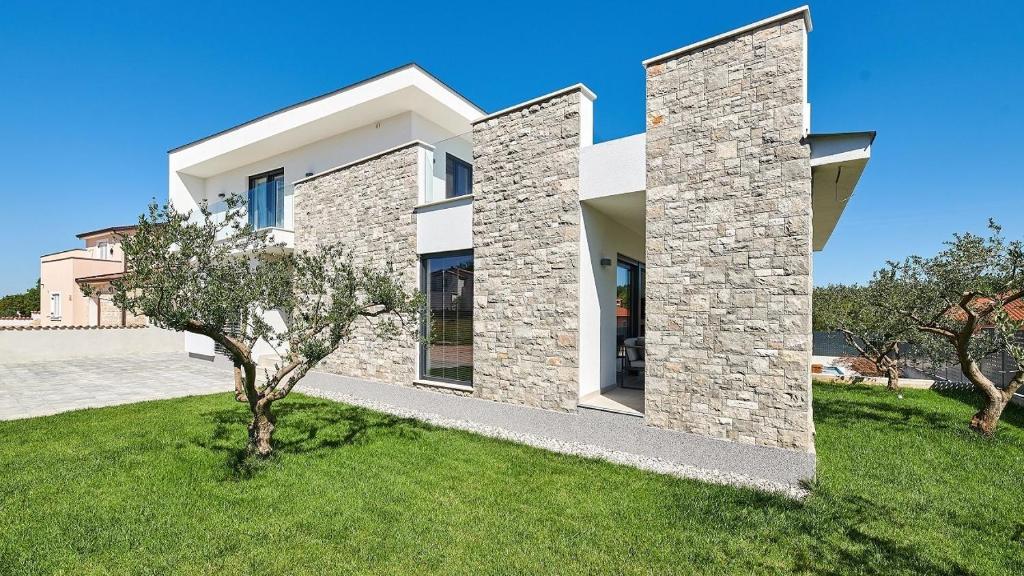 Elegant Villa Dolcea with a swimming pool photo 4