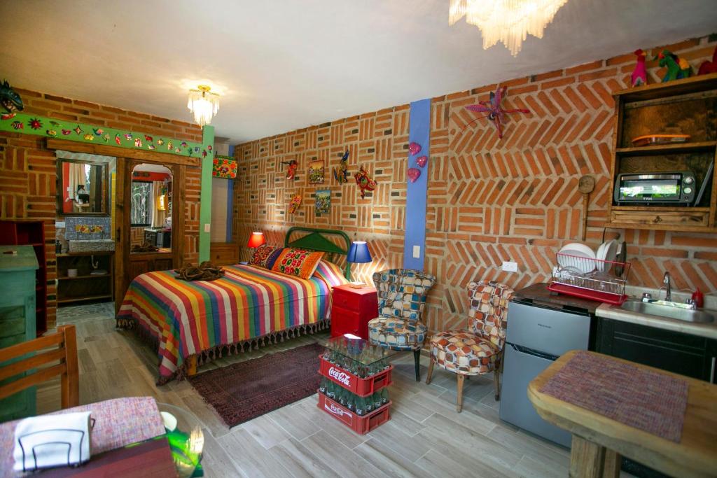 Majikal B&B - Alebrijes photo 2