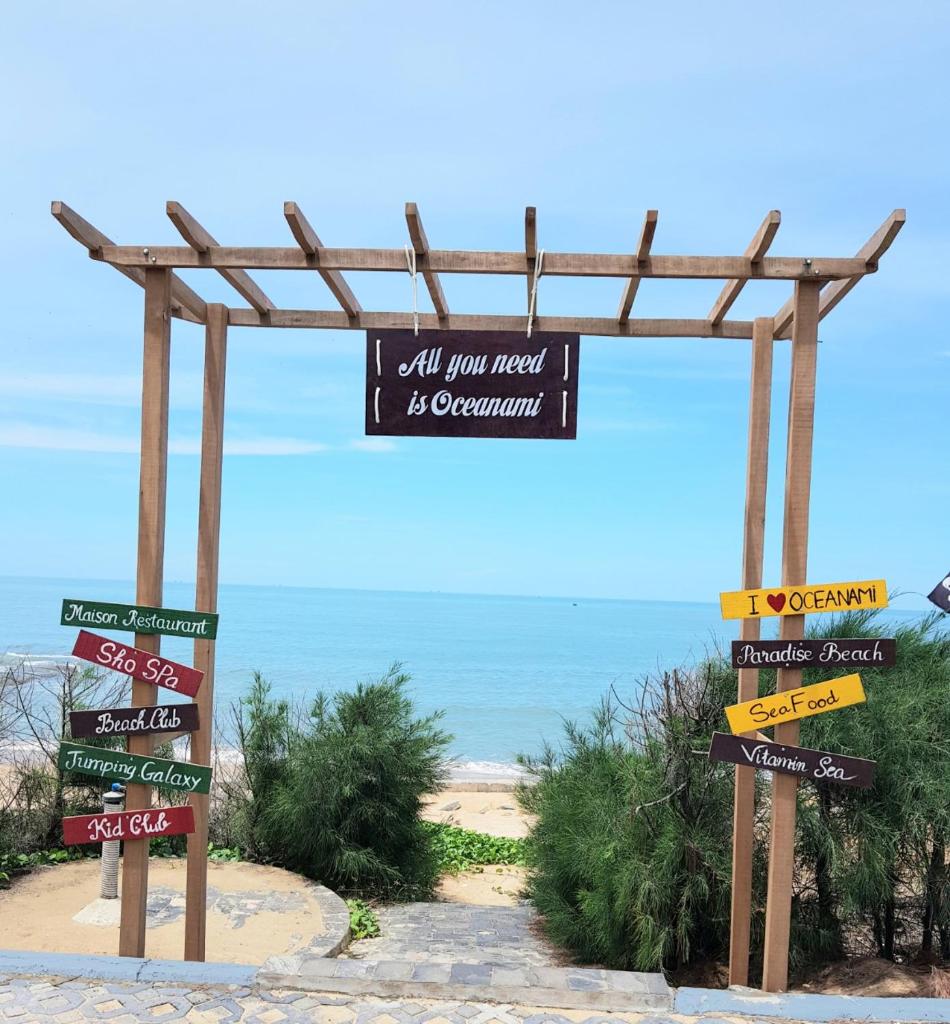 Biệt Thự Xanh Oceanami - Long Hải - 3 Phòng Ngủ