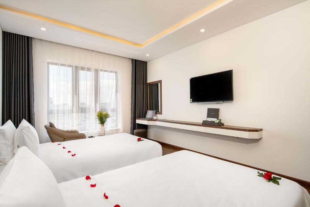 Tân Phương Nam Hotel & Apartment