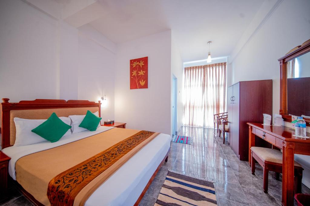 Olympus Plaza Hotel photo 4