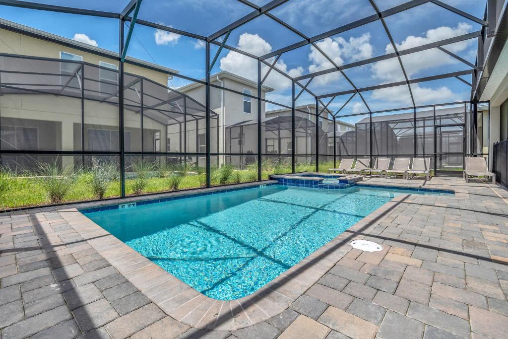 VILLA wPrivate Pool & Game Room near Disney image