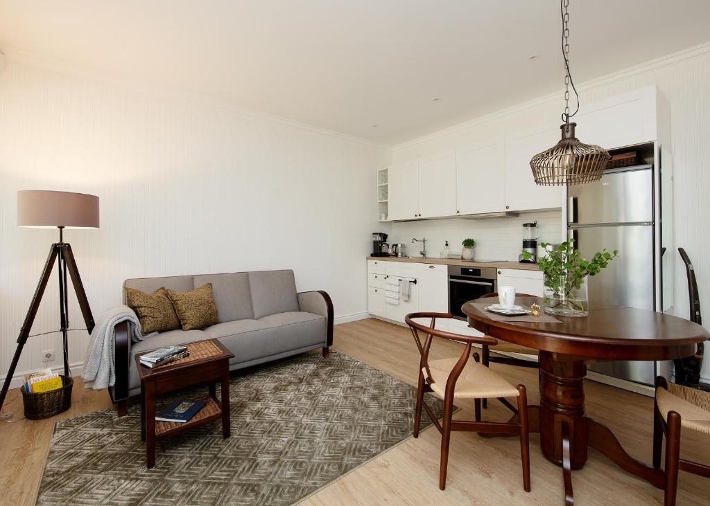 Sea View Studio Apartments by the Beach photo 1