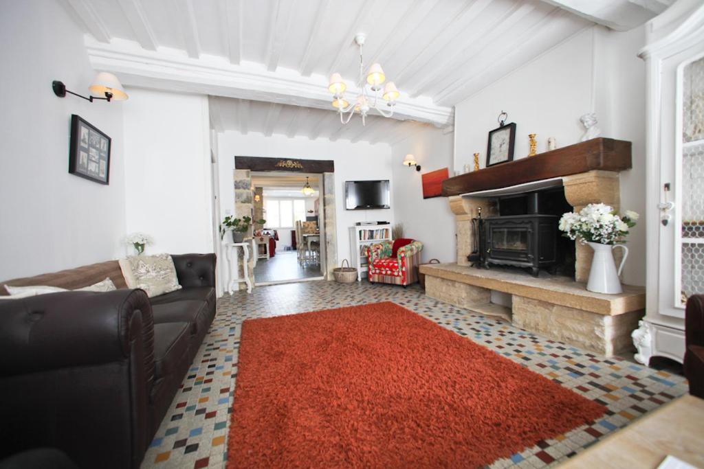 Band of Brothers House photo 3
