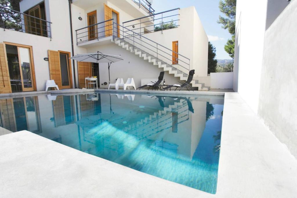 Villa With Poolgarden Near The Sea photo 3