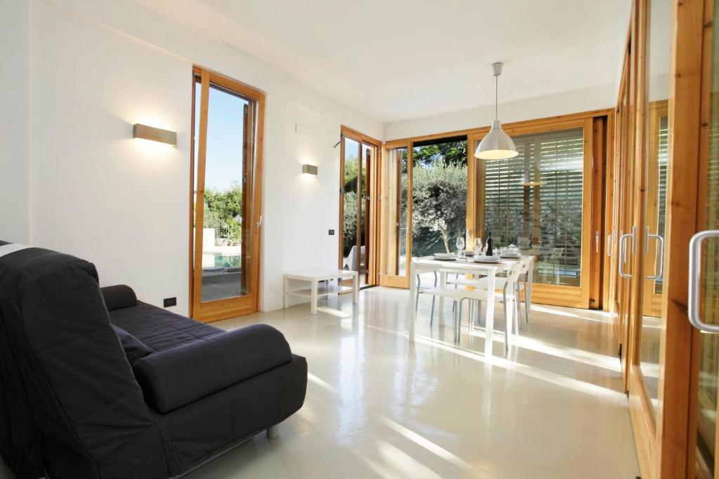 Villa With Poolgarden Near The Sea photo 4