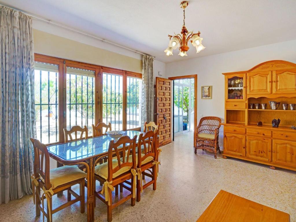 Belvilla by OYO Chalet San Miguel de Salinas photo 3