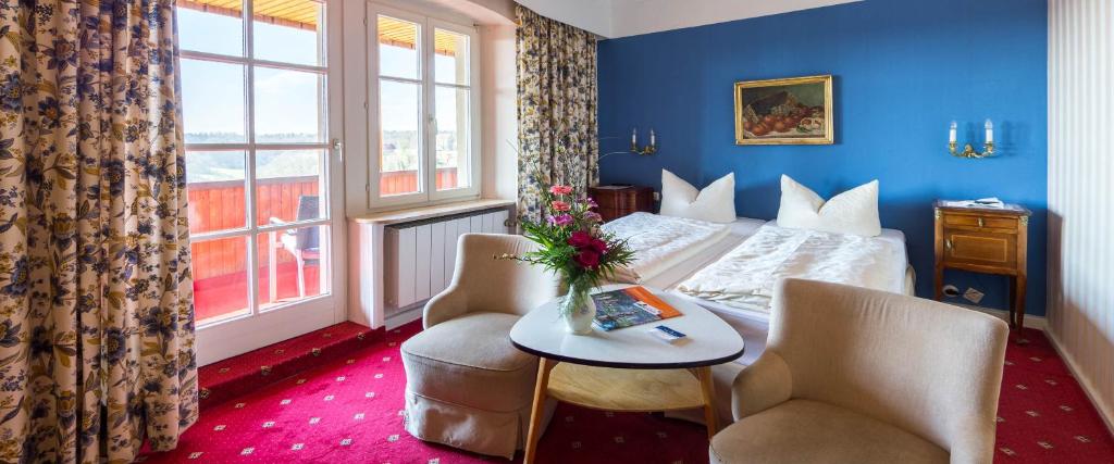 Historik Hotel Goldener Hirsch Rothenburg photo 3