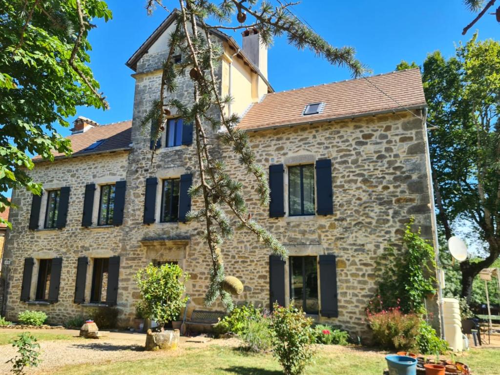 Chambres et table d'hôtes Le cèdre Aveyron photo 1