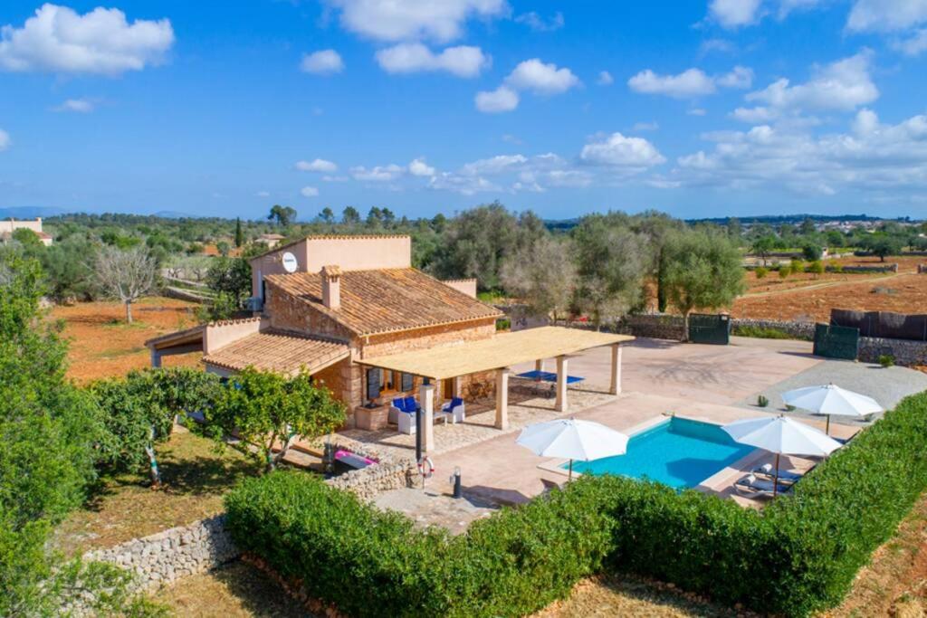 Traditional house Casa Binitaref with pool in Sineu photo 1
