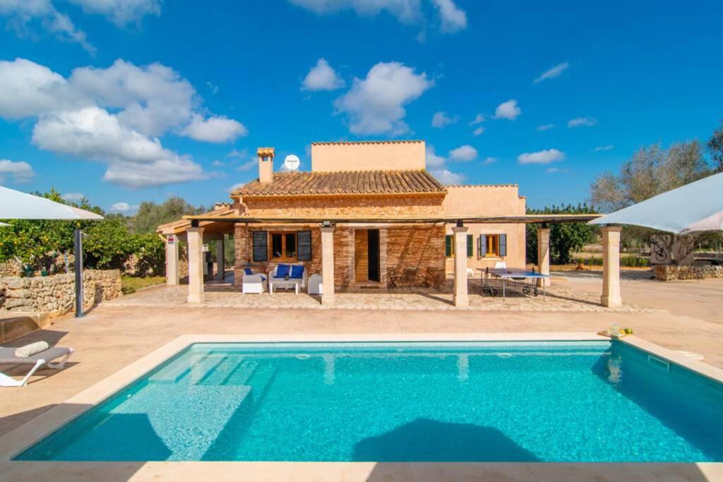 Traditional house Casa Binitaref with pool in Sineu photo 3