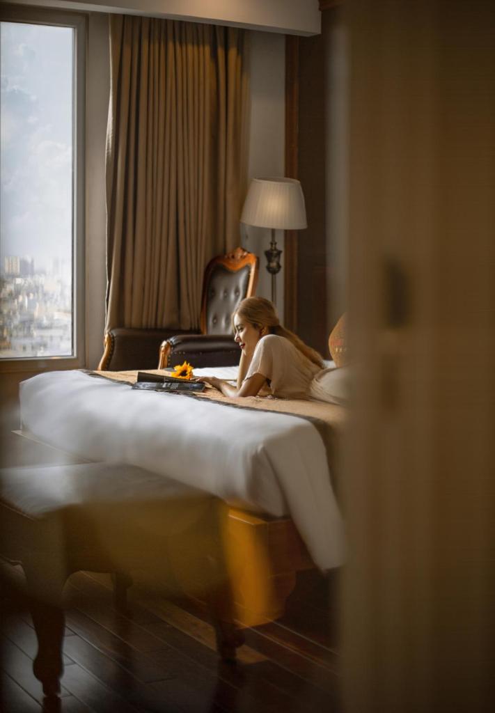 Двухместный (Номер с кроватью размера «king-size» и видом на город), Samdi Hotel