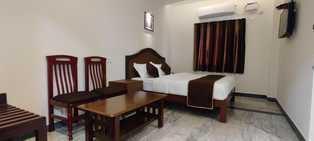Двухместный (Двухместный номер Делюкс с 1 кроватью), Rmc travellers inn