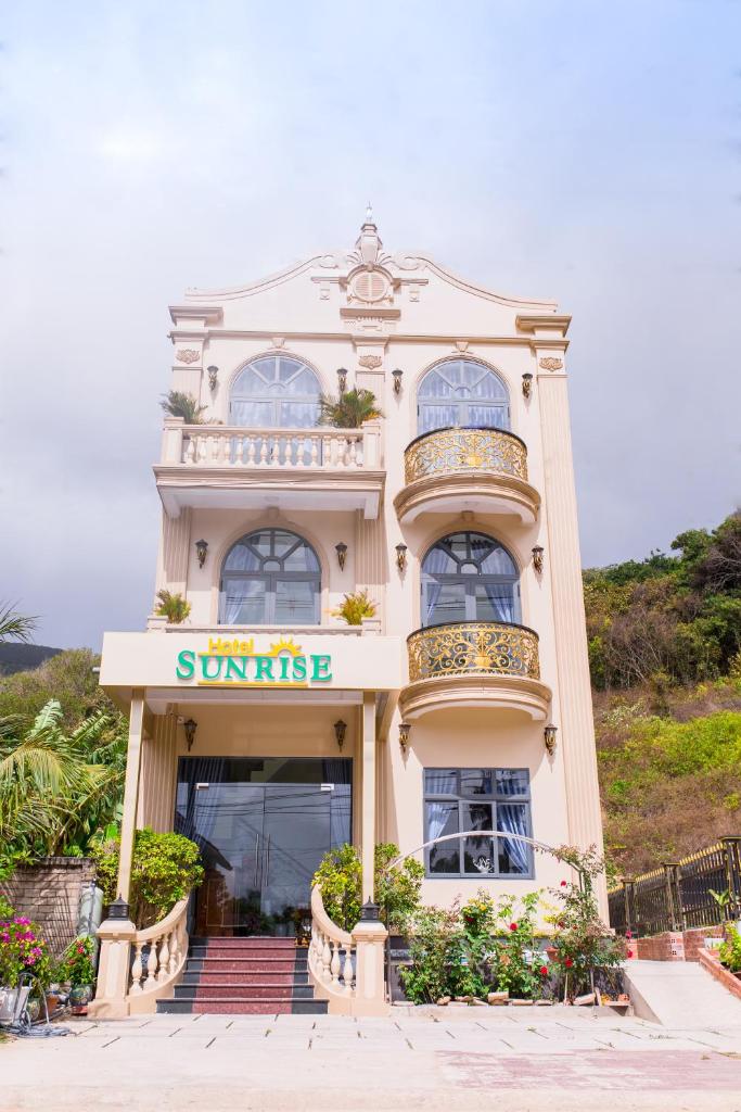 SUNRISE HOTEL photo 1