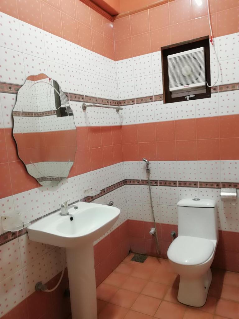 Sunshine Hotel photo 2