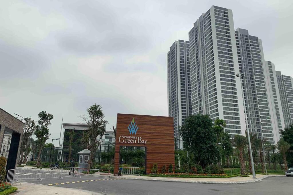 2 Bedrooms in luxury @Vinhomes Green Bay Ha Noi.