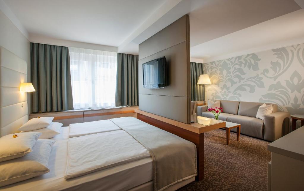 Сьюит (Полулюкс), Hotel Das Tigra