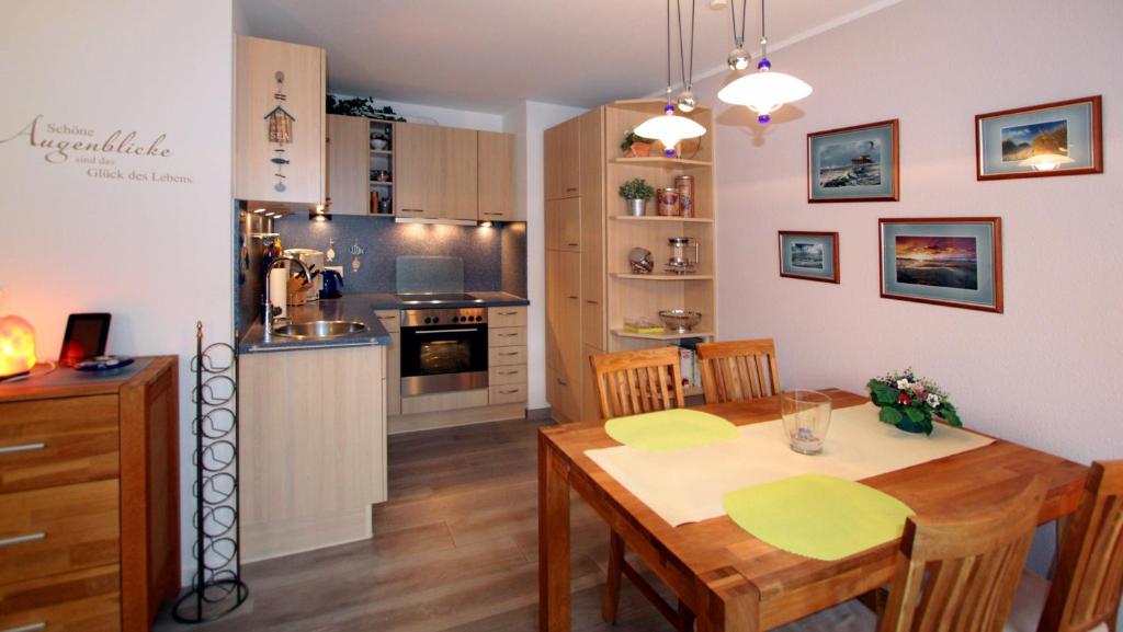 Gaestehaeuser-Heidehof-Wohnung-1 photo 4