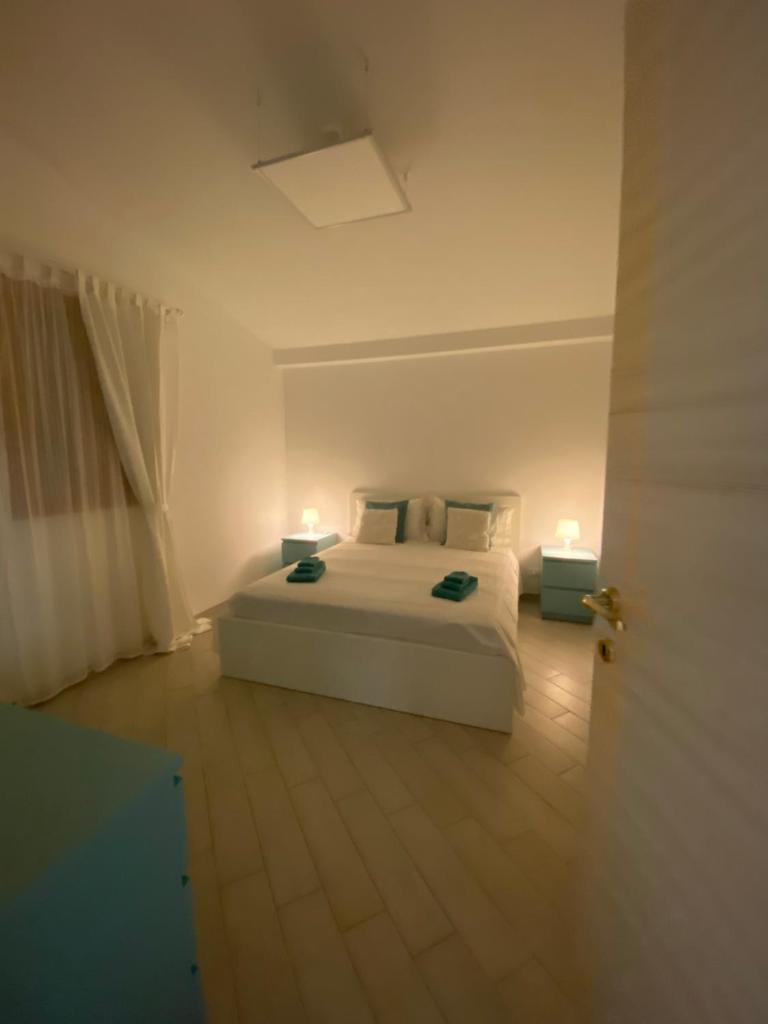 Plumes Home photo 1