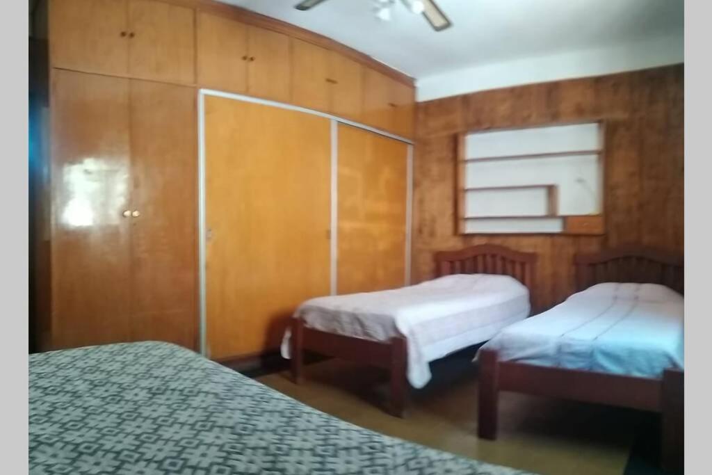 Casa amplia y céntrica para 2-6 personas. Cochera. photo 4