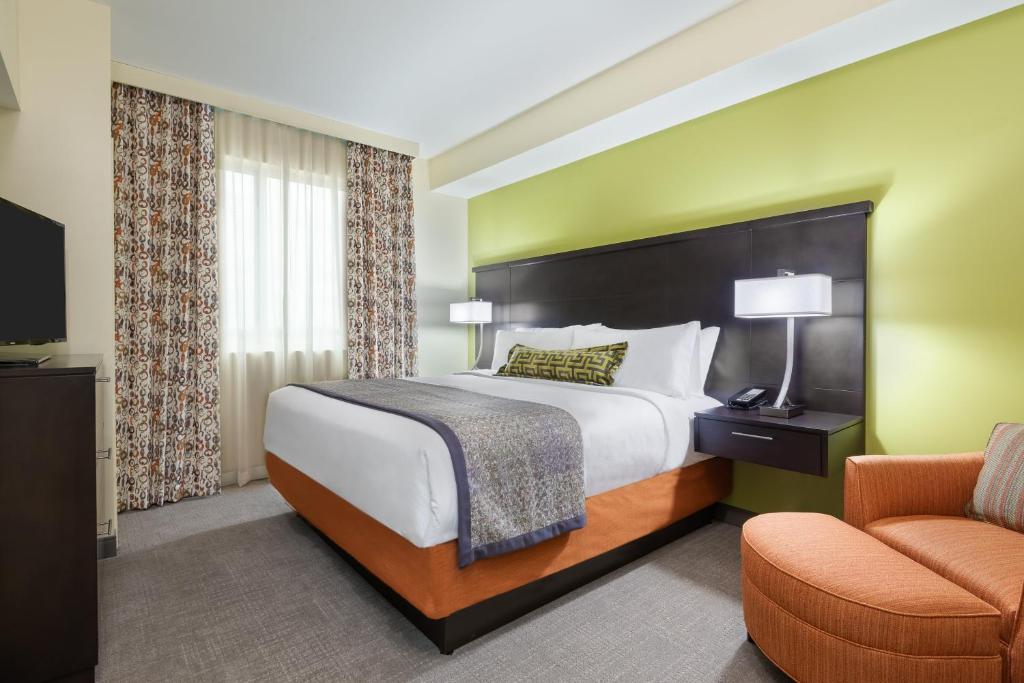 Сьюит (Люкс с 1 спальней), Staybridge Suites - Miami International Airport, an IHG Hotel