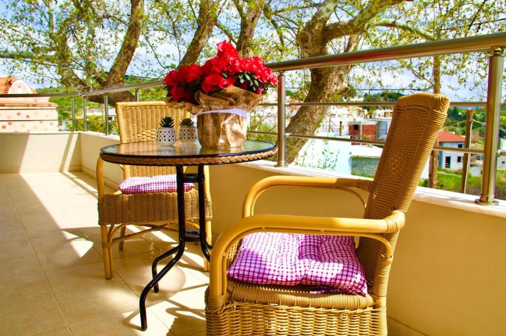 Herb & Flower homes in Eco village of Laerma photo 1