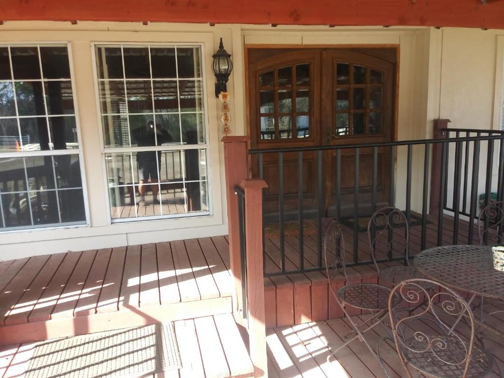 THE VILLA - BANDERA/HILL COUNTRY/VACATION/PEACE photo 1